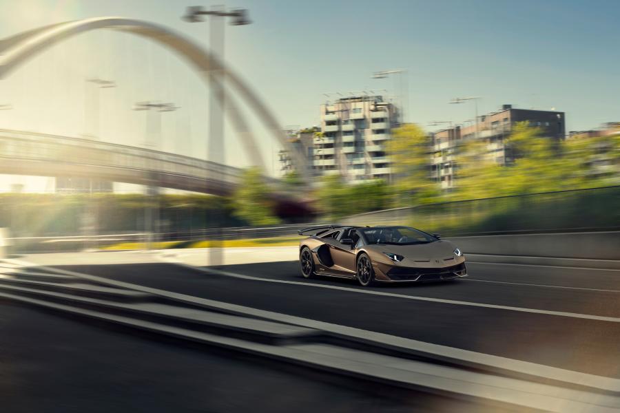  Lamborghini Aventador SVJ Roadster 2019 года  (WW) (фото 37 из 37)